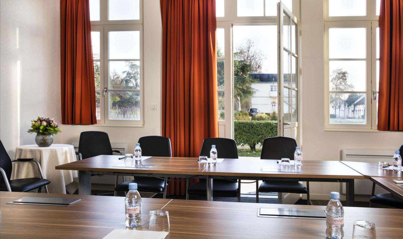 Le Mans Country Club Hotel Yvré-lʼÉvêque Бизнес снимка
